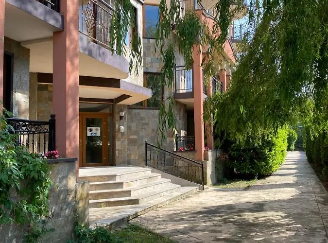 Апартамент Perla South